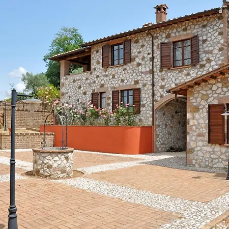Sleeps 2 Pool Wifi Otricoli