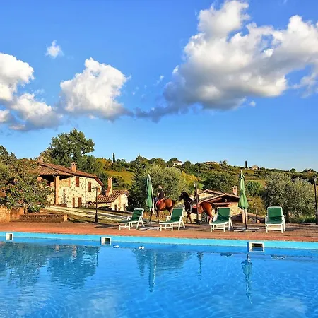 Sleeps 2 Pool Wifi *